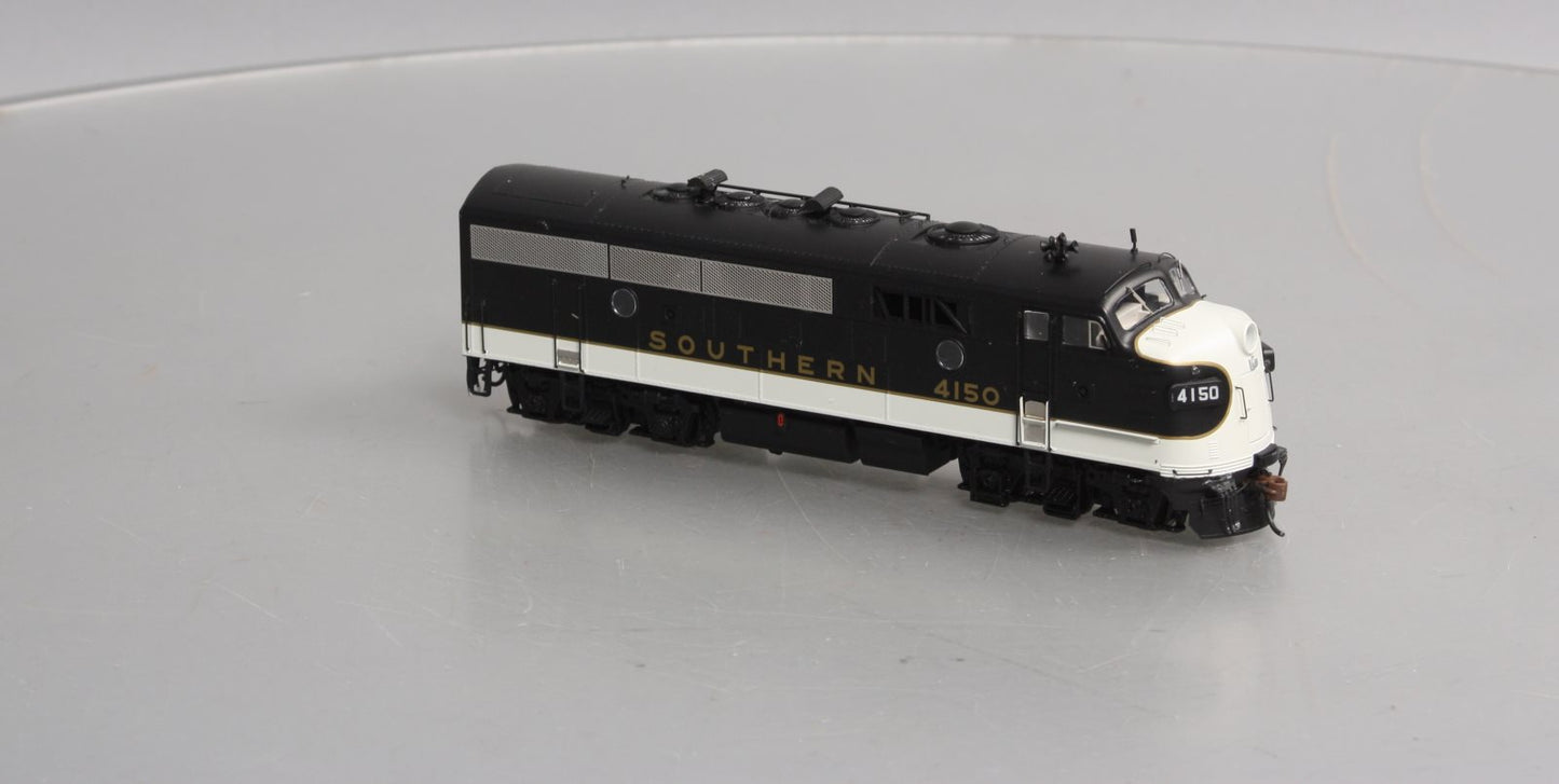 Athearn G12409 HO Southern Freight F3A Diesel Locomotive with DCC & Sound #4150