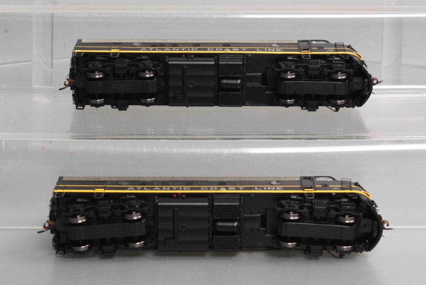 Athearn G22649 HO Atlantic Coast Line FP7 A/A Set #878/#885 w/DCC & Sound
