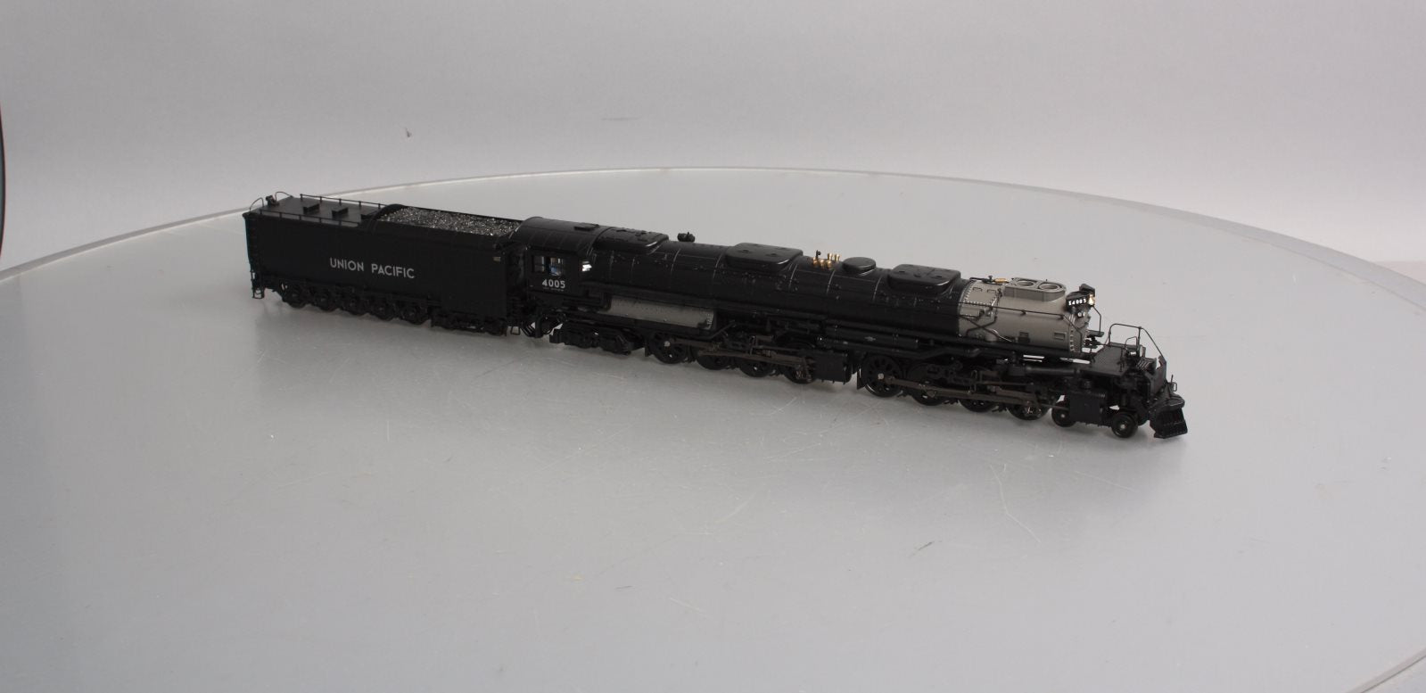 Broadway Limited 4386 HO Union Pacific 4-8-8-4 Big Boy 25-C-400 Tender #4005