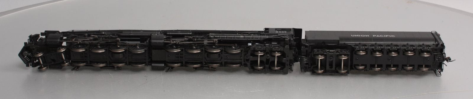 Broadway Limited 4386 HO Union Pacific 4-8-8-4 Big Boy 25-C-400 Tender #4005