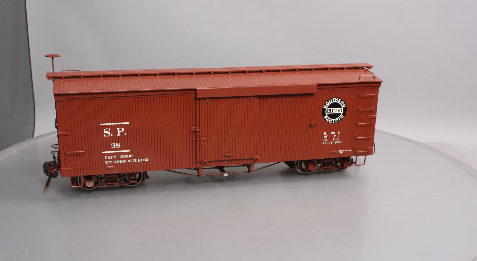 Bachmann Spectrum 88096 G Southern Pacific Narrow Gauge Boxcar #38 LN/Box