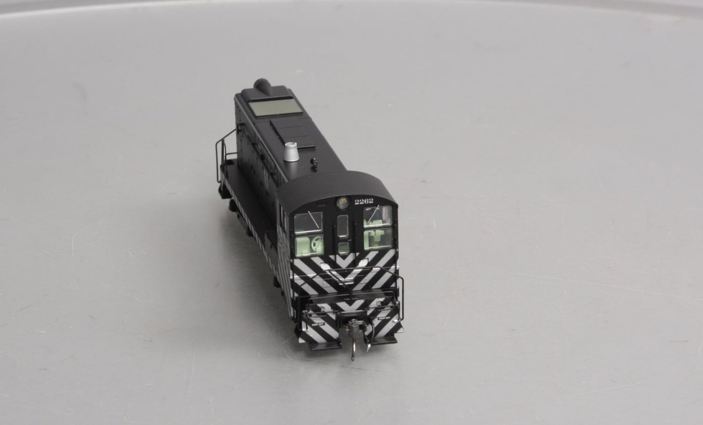 Bowser 23759 HO Santa Fe Baldwin DS4-4-1000 w/ DCC & Sound #2262