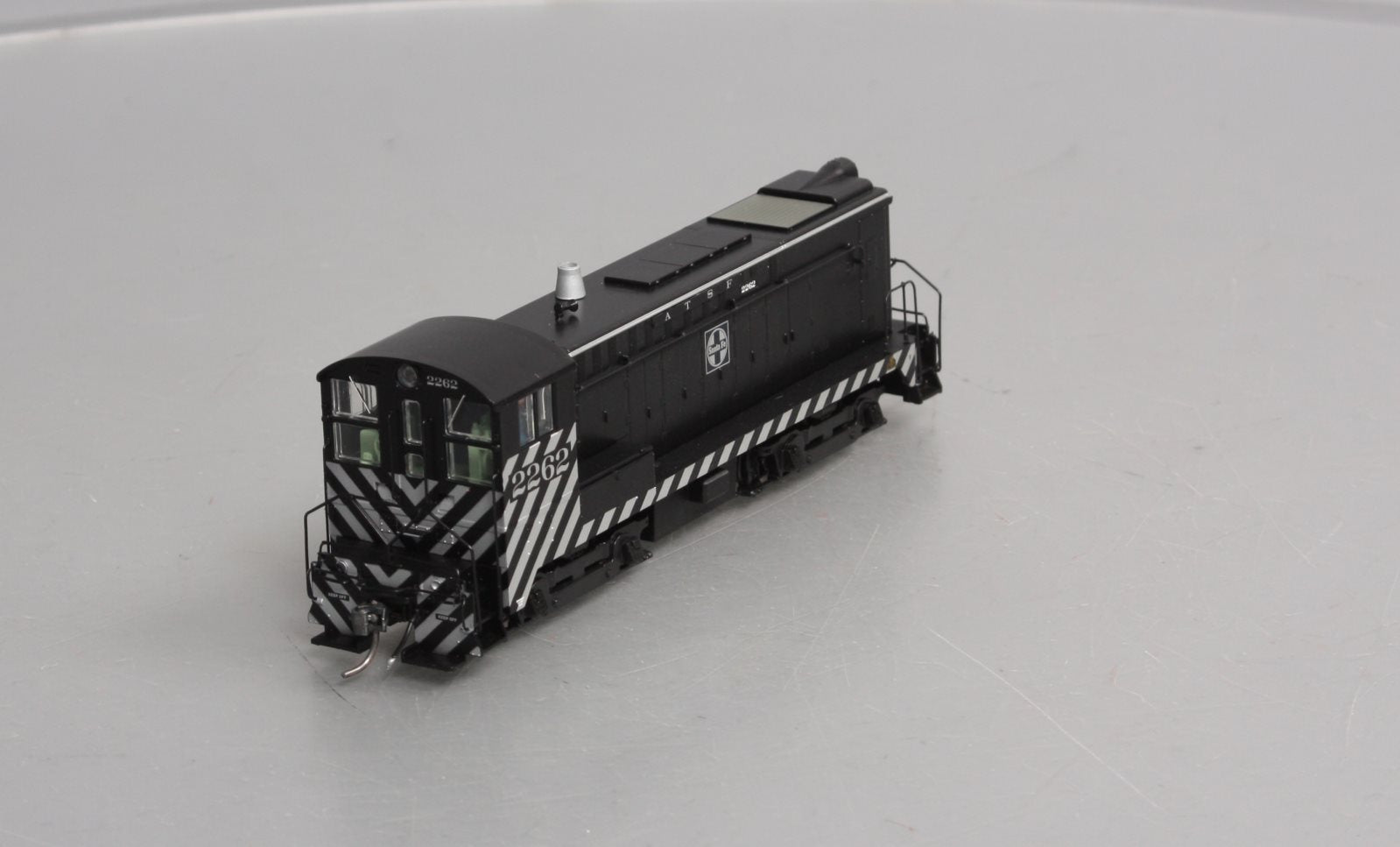 Bowser 23759 HO Santa Fe Baldwin DS4-4-1000 w/ DCC & Sound #2262