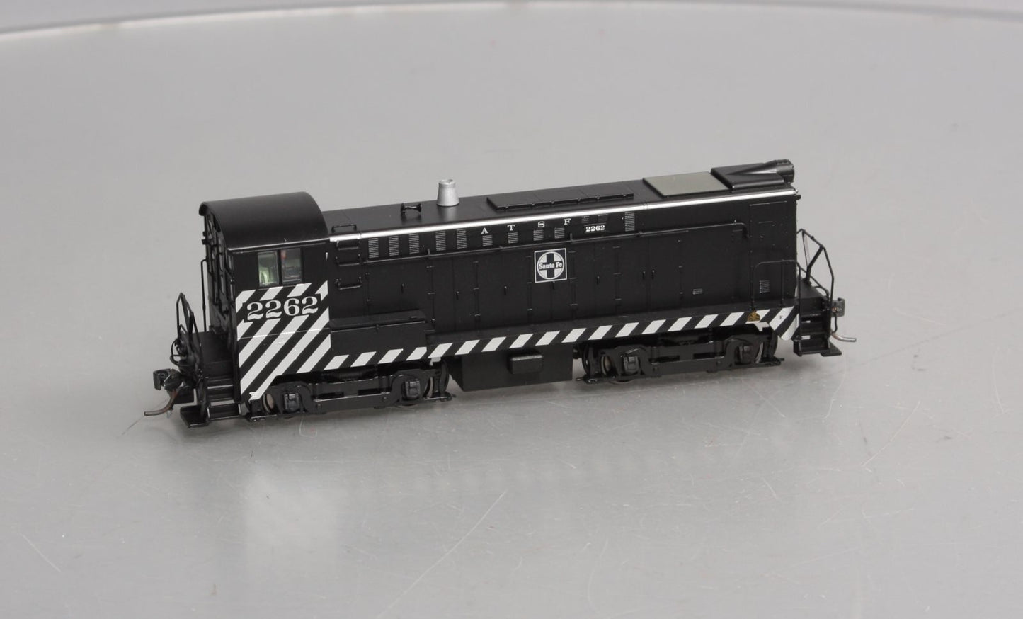 Bowser 23759 HO Santa Fe Baldwin DS4-4-1000 w/ DCC & Sound #2262