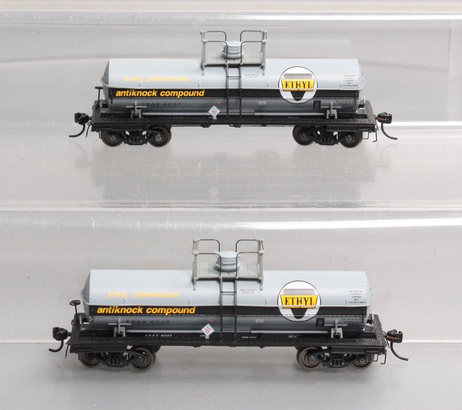 Broadway Limited 6463 HO Ethyl Corporation 6000 Gallon Tank (Set of 2)
