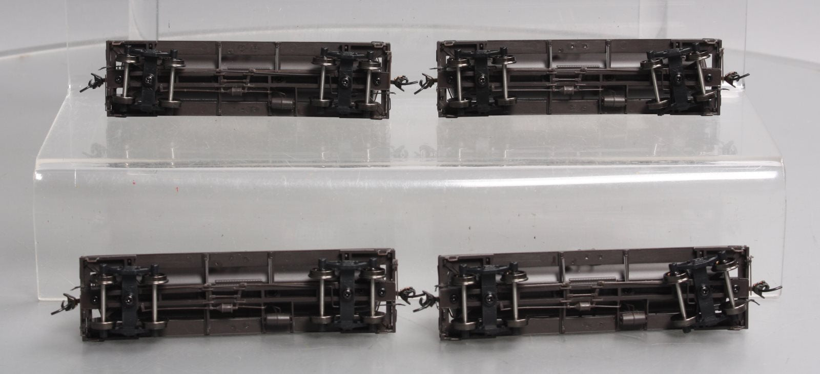 Broadway Limited 6125 HO Virginia Chemicals ACF Type Tank Car (Pack of 4)