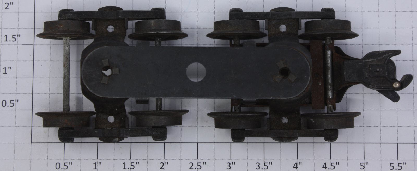Lionel 480-100 O 8-Wheel Bar-End Depressed Flat Car Operating Coupler Trucks