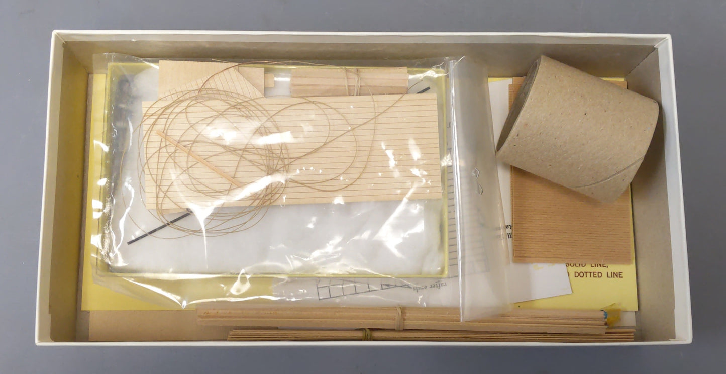 Fine Scale Miniatures 125 HO Scale Water Tank and Tool Shed Building Kit