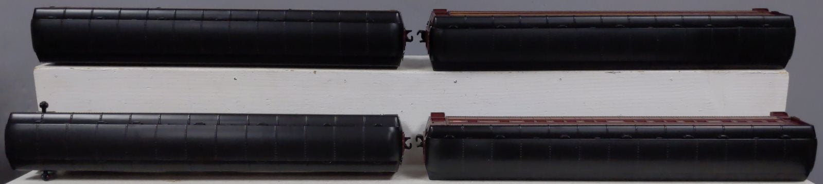 Williams 43351 Canadian Pacific 72 Ft. Heavyweight Passenger Cars (Set of 4)
