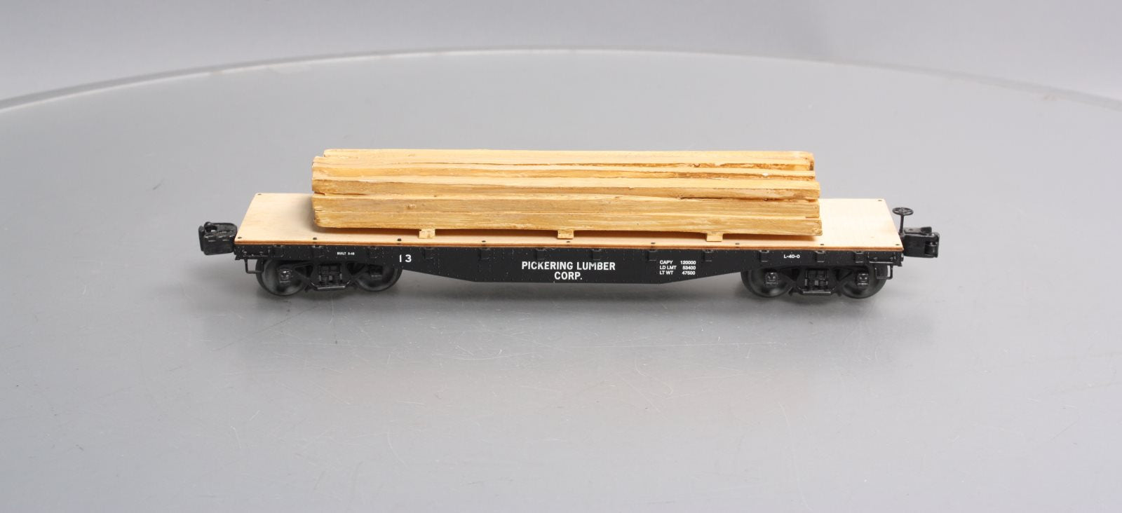 Lionel 6-82853 O Pickering Lumber 40' Flatcar with Lumber Load