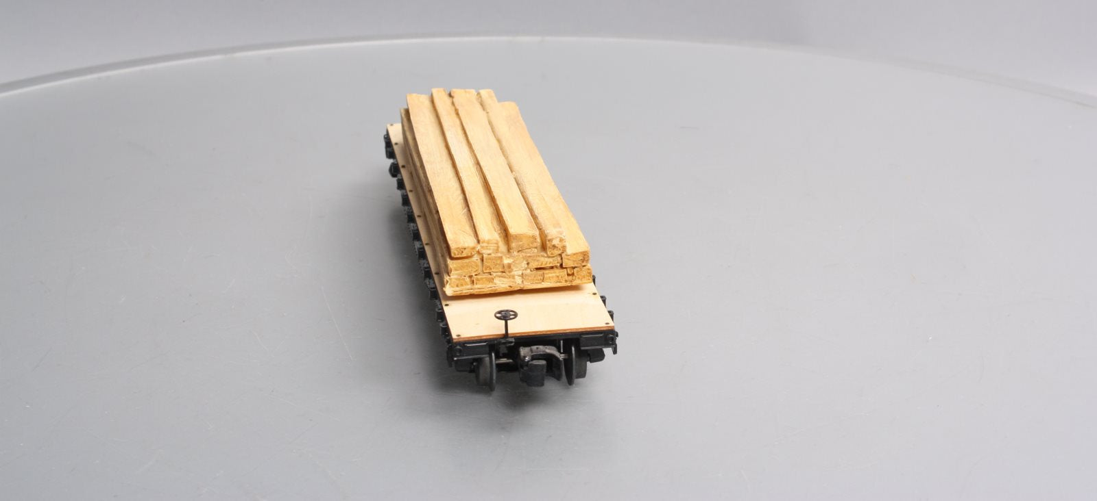 Lionel 6-82853 O Pickering Lumber 40' Flatcar with Lumber Load