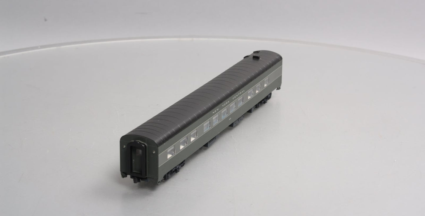 Walthers 932-9316 HO Scale NYC 20th Century Limited 68 Seat Diner Car LN/Box