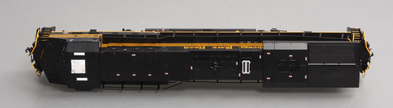 InterMountain 49710S-01 HO Nickel Plate Road GE ES44AC Locomotive #8100 w/Sound