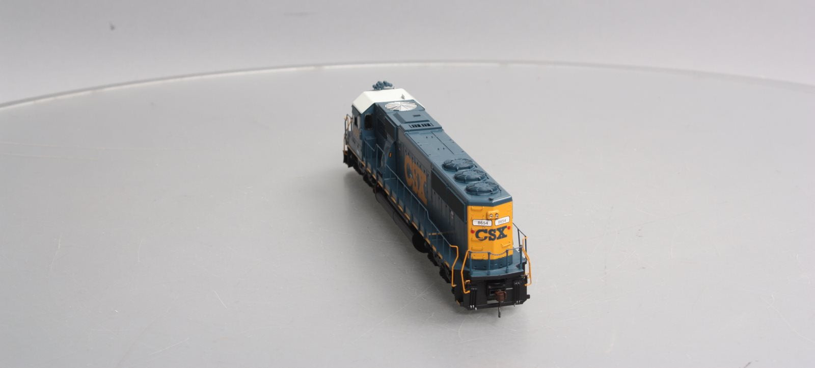 Athearn 80991 HO CSX/YN3 SD50 Diesel Locomotive #8654