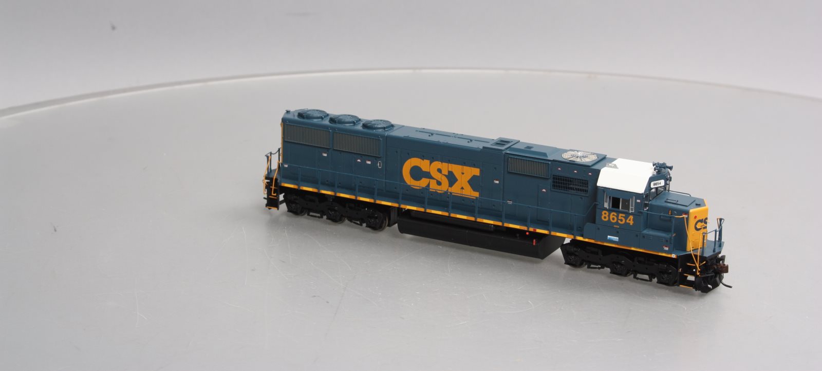 Athearn 80991 HO CSX/YN3 SD50 Diesel Locomotive #8654