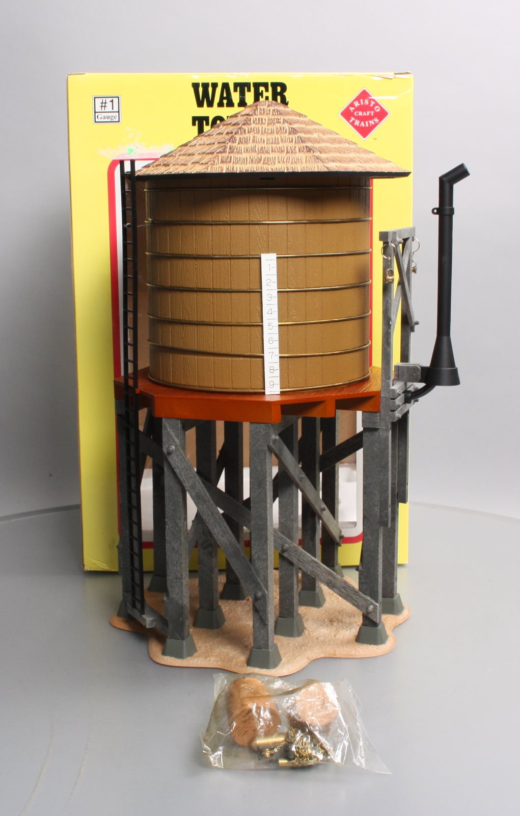 Aristo-Craft 7103 G Scale Water Tower