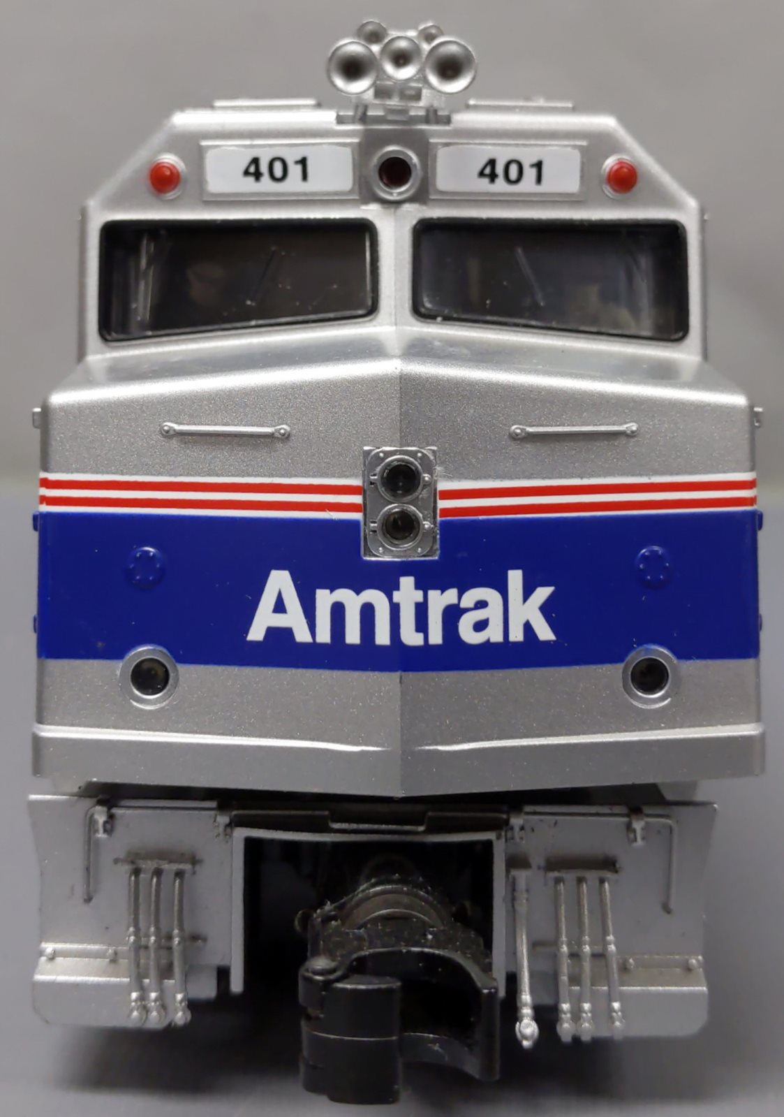 MTH 30-4246-1 O Gauge Amtrak Railking F40PH Diesel Passenger Train Set w/PS 3.0