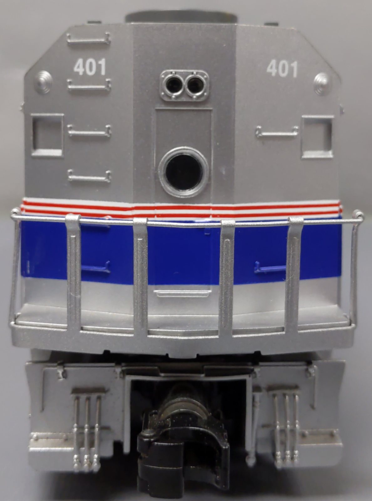 MTH 30-4246-1 O Gauge Amtrak Railking F40PH Diesel Passenger Train Set w/PS 3.0