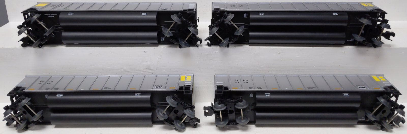 Lionel 6-84020 O Gauge Pennsylvania Power & Light Rotary Gondolas (Pack of 4)
