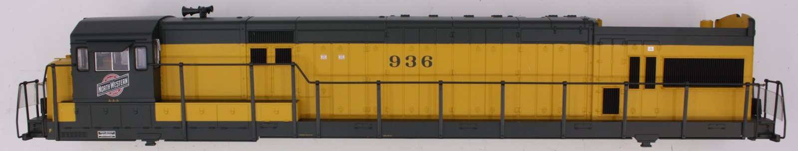 Lionel 28253-2 Chicago & Northwestern U30C Shell #936