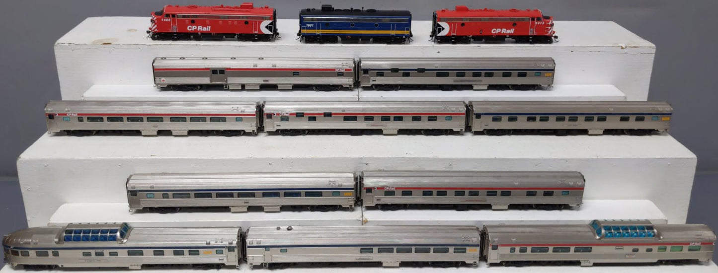 Rapido Trains 210005  HO VIA Rail The Canadian Complete Diesel Train Set LN/Box