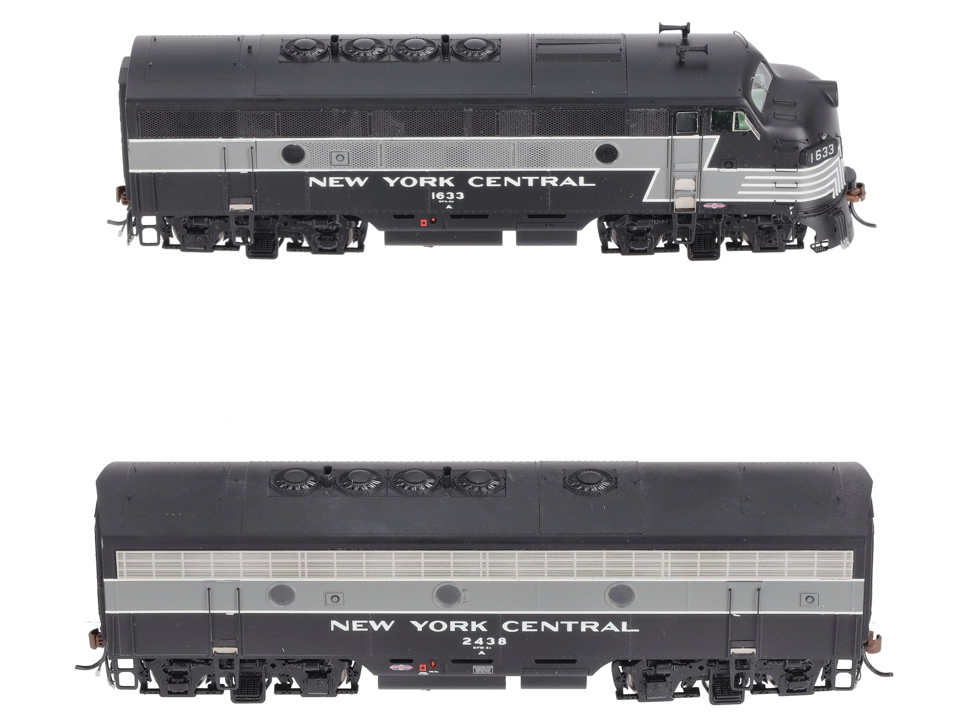 Athearn G22675 HO New York Central EMD F3A/F7B w/DCC & Sound #1633/ #2438