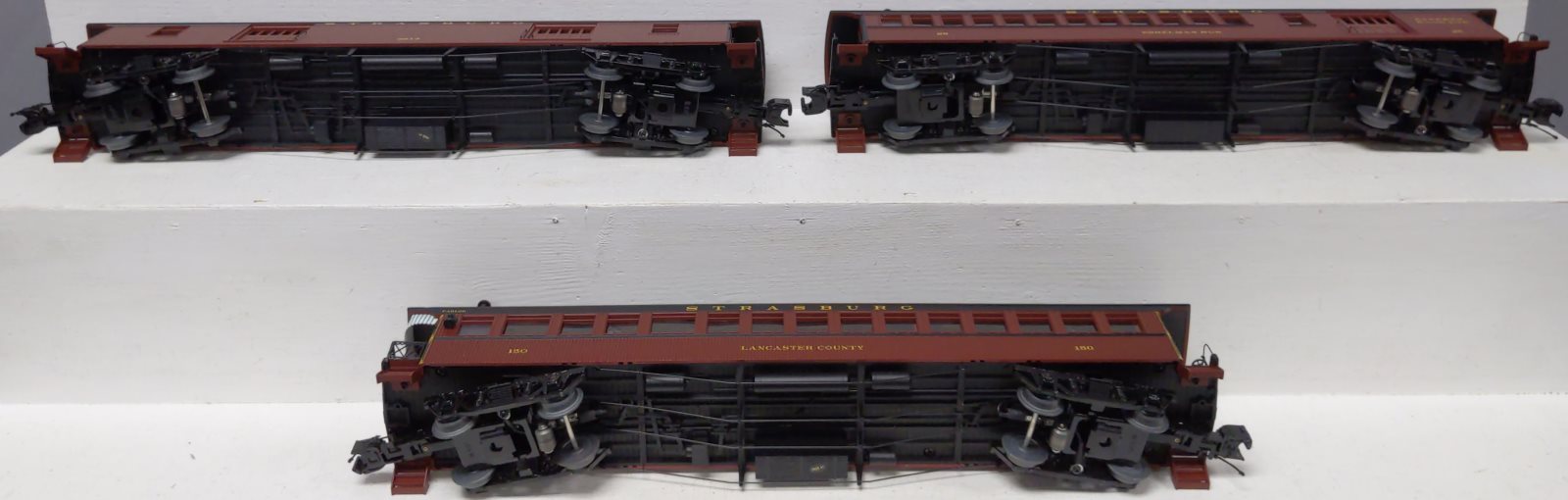 MTH 20-62066 O Strasburg 64' Woodsided Passenger Car Add-On Set (Set of 3)