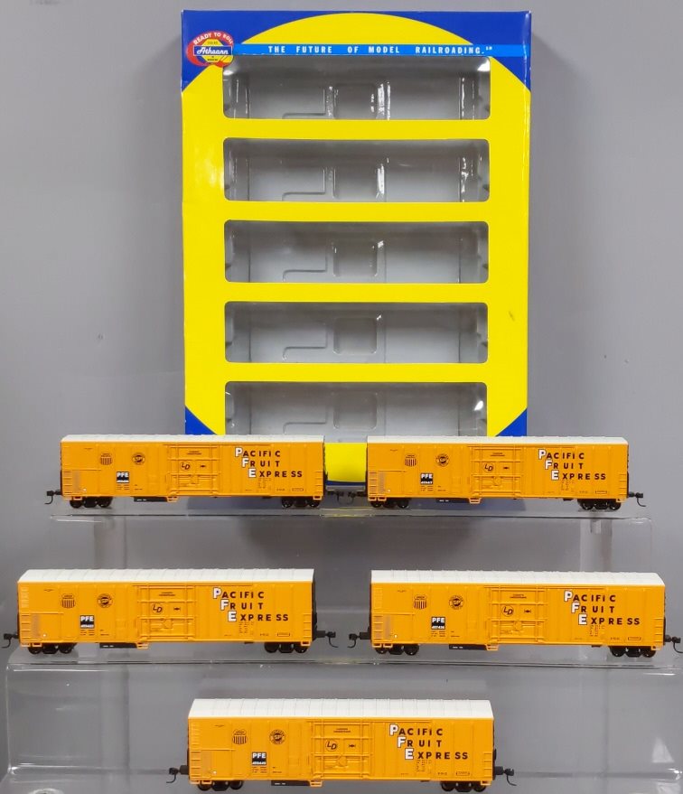 Athearn 92352 PFE 57' Mechanical Reefer Car Set (5 Cars)