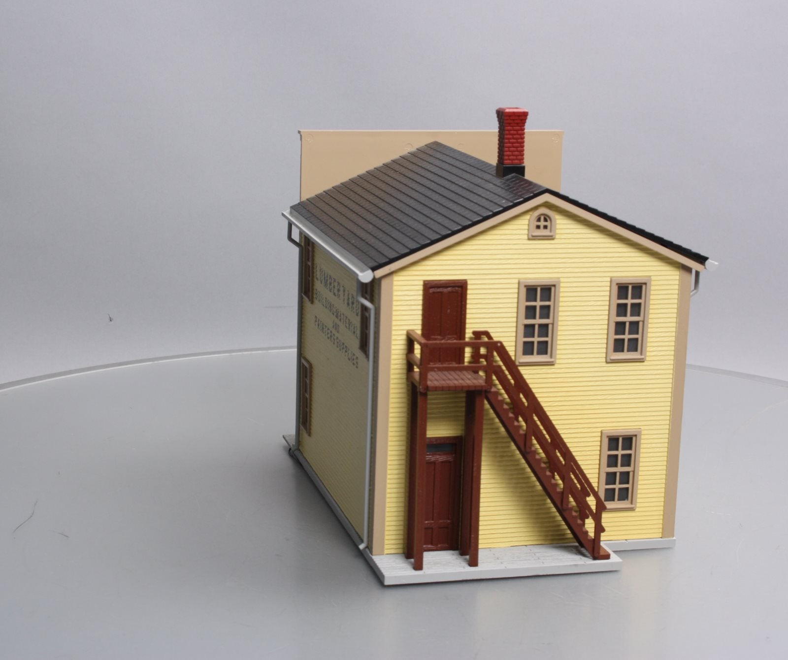MTH 30-90346 O 2-Story Store Livery Building Lumber Yard