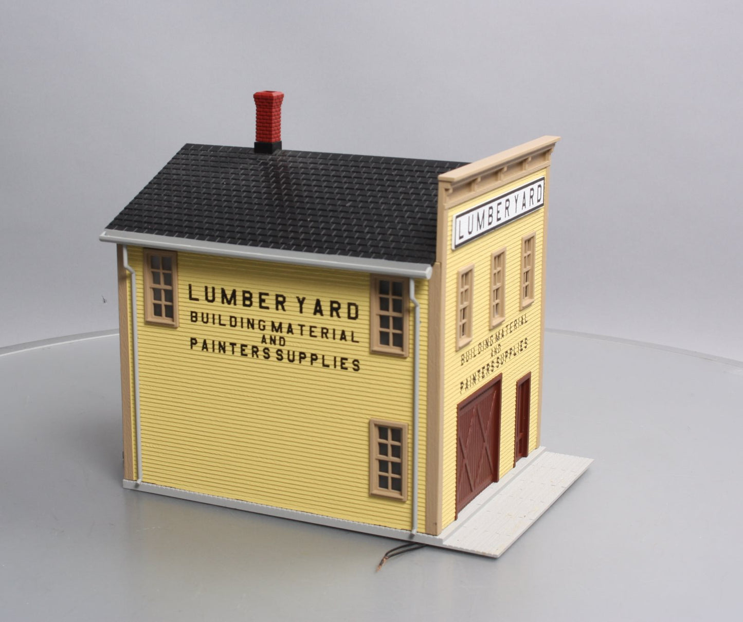 MTH 30-90346 O 2-Story Store Livery Building Lumber Yard