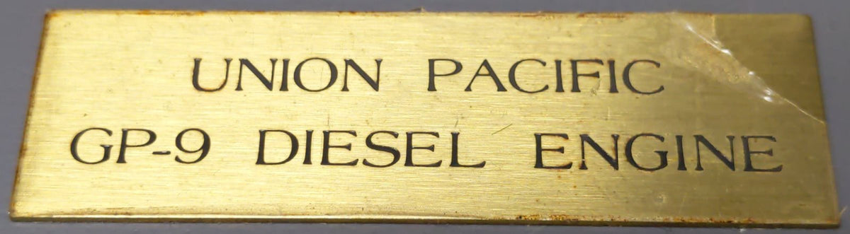 Lionel 6-18553 O Gauge Union Pacific Sears GP-9 Diesel Locomotive w/Case #150 LN/Box