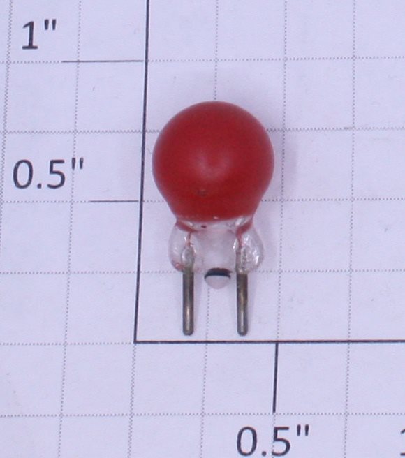 Lionel 19R 14 Volt Bi-Pin Translucent Red Light Bulb