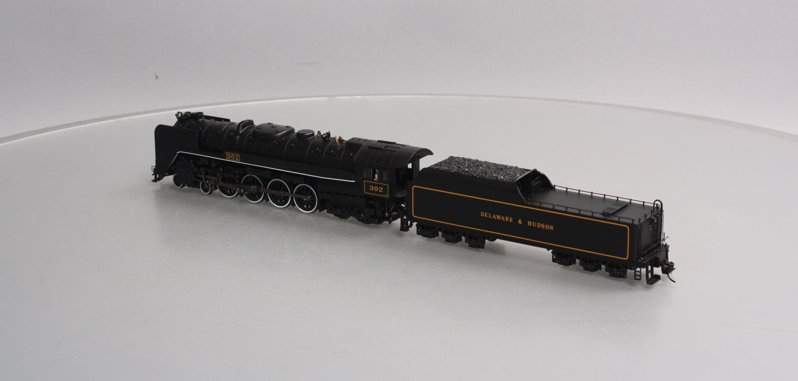 Broadway Limited 5776 HO Delaware & Hudson 4-8-4 Centennial Steam Loco #302