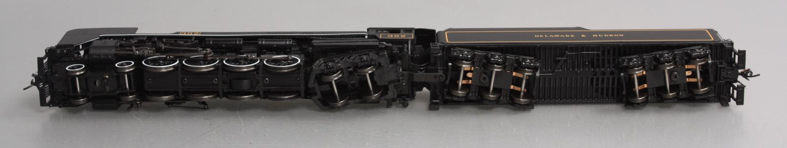 Broadway Limited 5776 HO Delaware & Hudson 4-8-4 Centennial Steam Loco #302