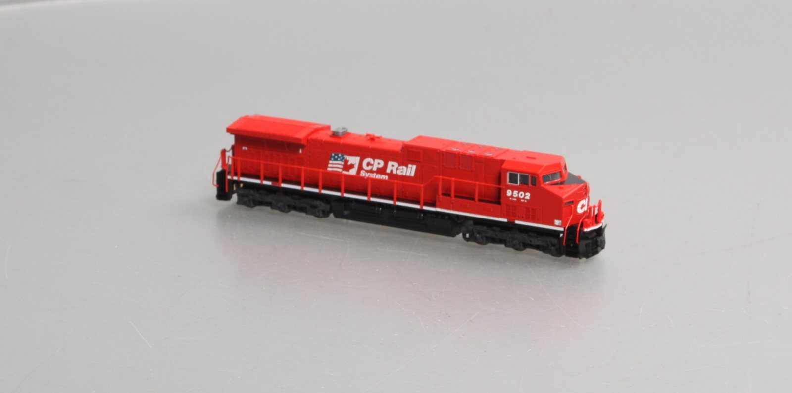 Kato 176-7211 N CP AC4400CW Diesel Locomotive #9502