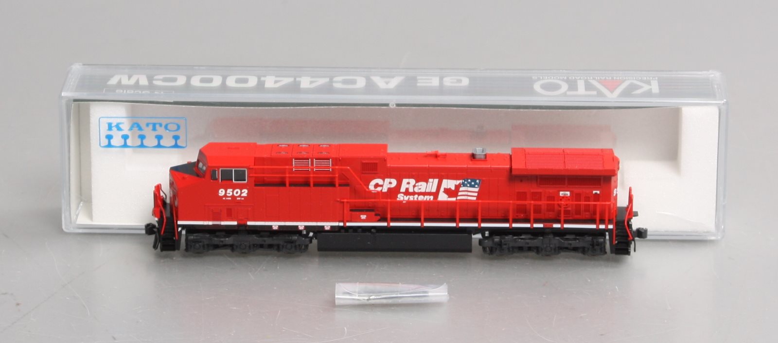 Kato 176-7211 N CP AC4400CW Diesel Locomotive #9502
