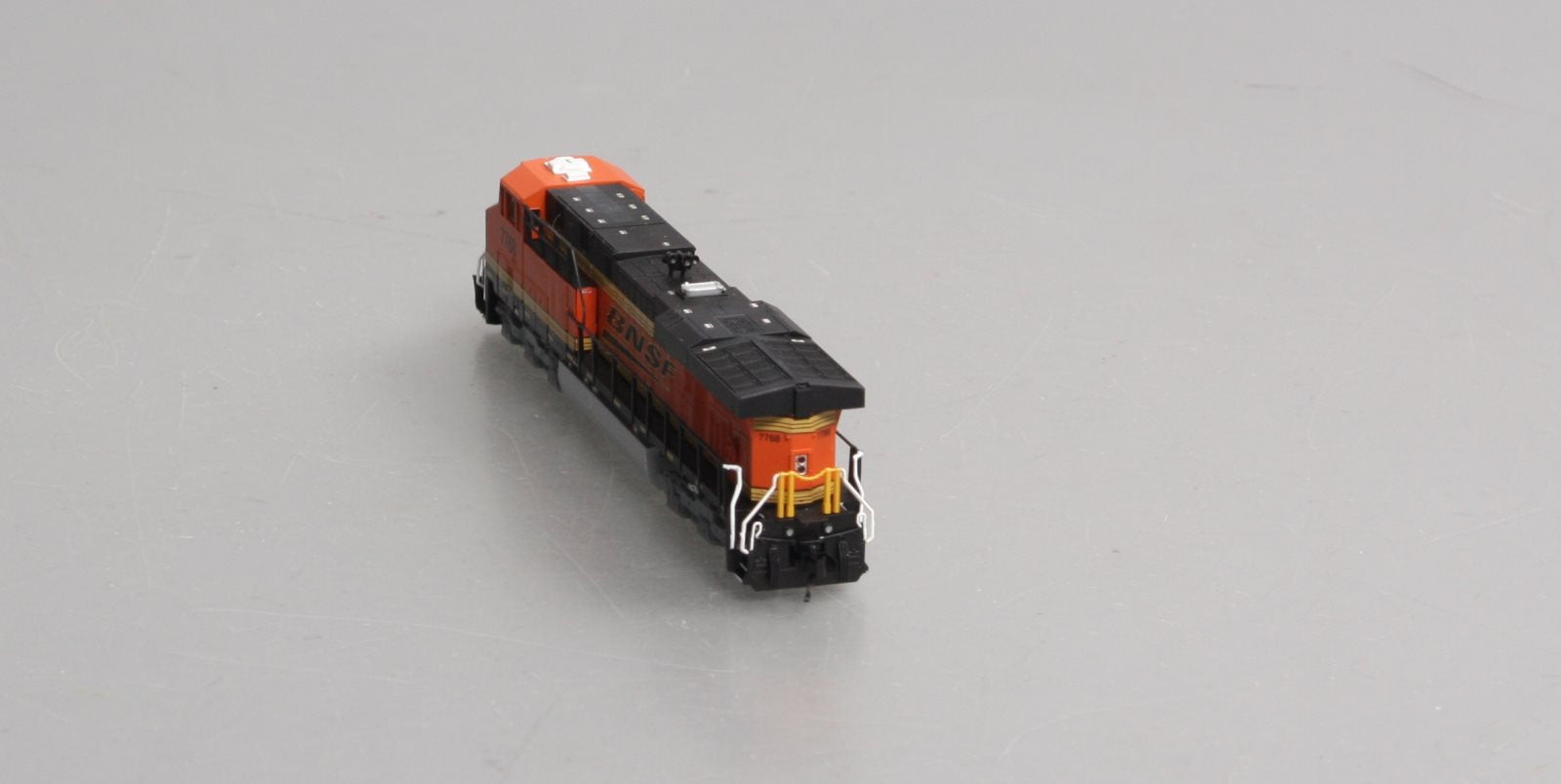 Fox Valley Models 70303 N BNSF ES44AC Diesel Locomotive #7768