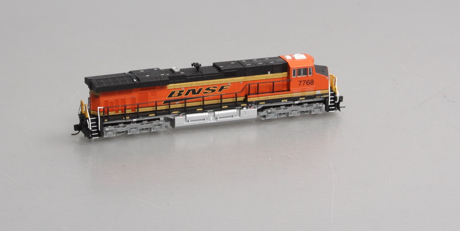 Fox Valley Models 70303 N BNSF ES44AC Diesel Locomotive #7768