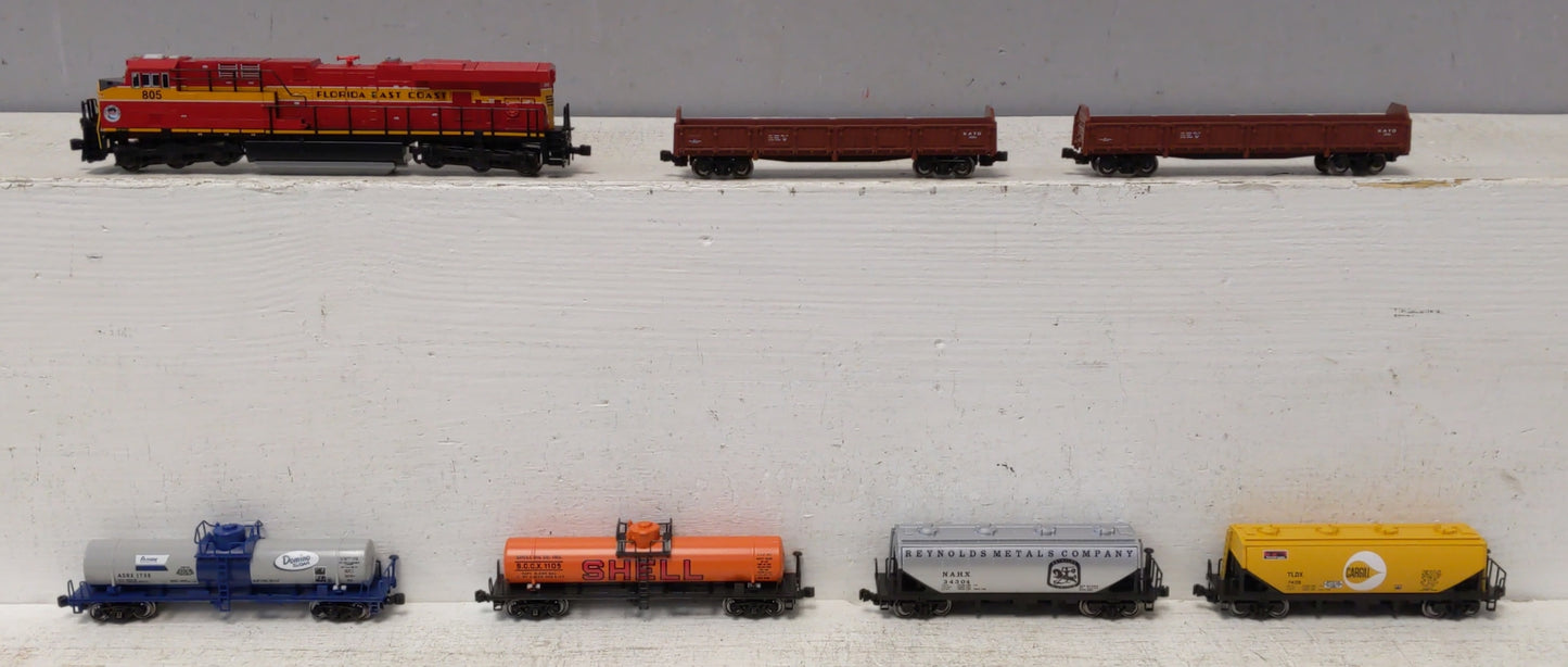 Kato 106-0026 FEC GE ES44C4 Gevo And Mixed Freight N Gauge Starter Set