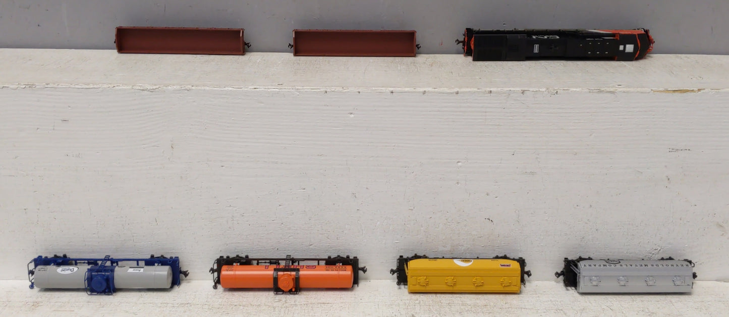 Kato 106-0020 N Scale Canadian National Diesel Freight Starter Set