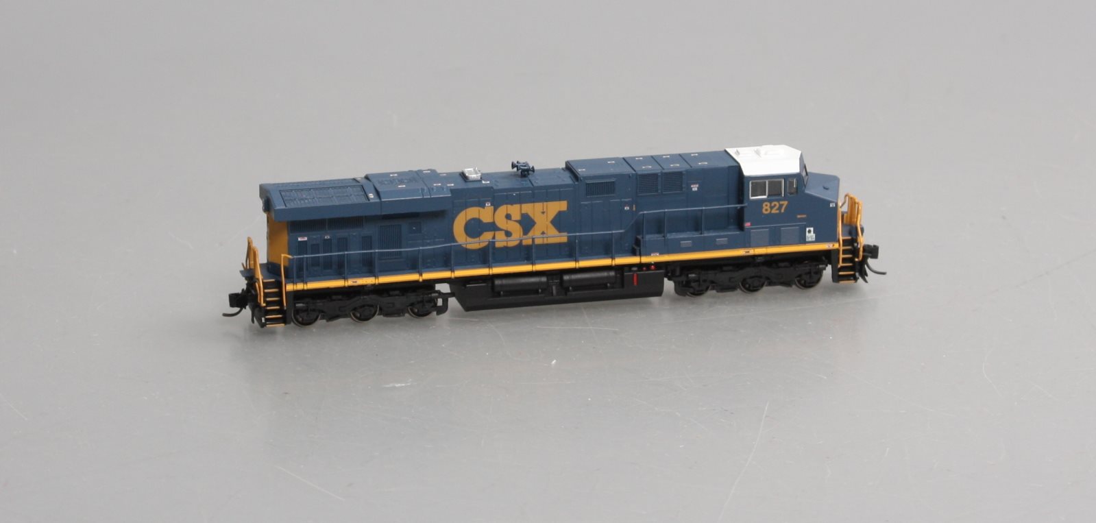 Fox Valley Models 70176 N CSX ES44AC Diesel Locomotive #827