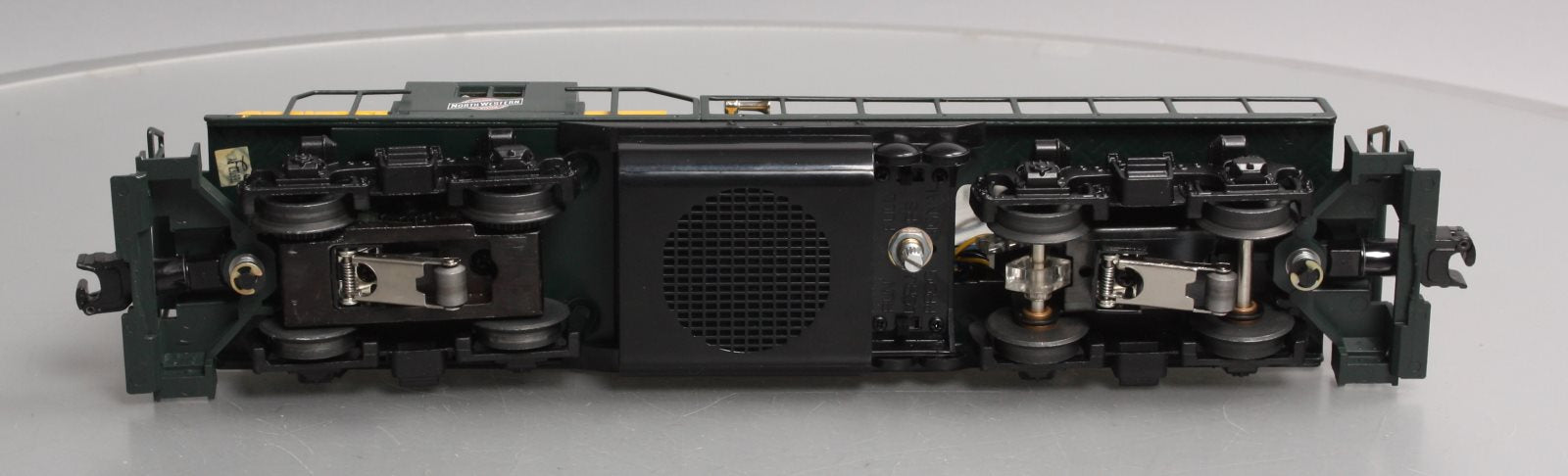 Lionel 6-28517 O C&NW Command Control Special GP7 Diesel Locomotive #1518 EX/Box