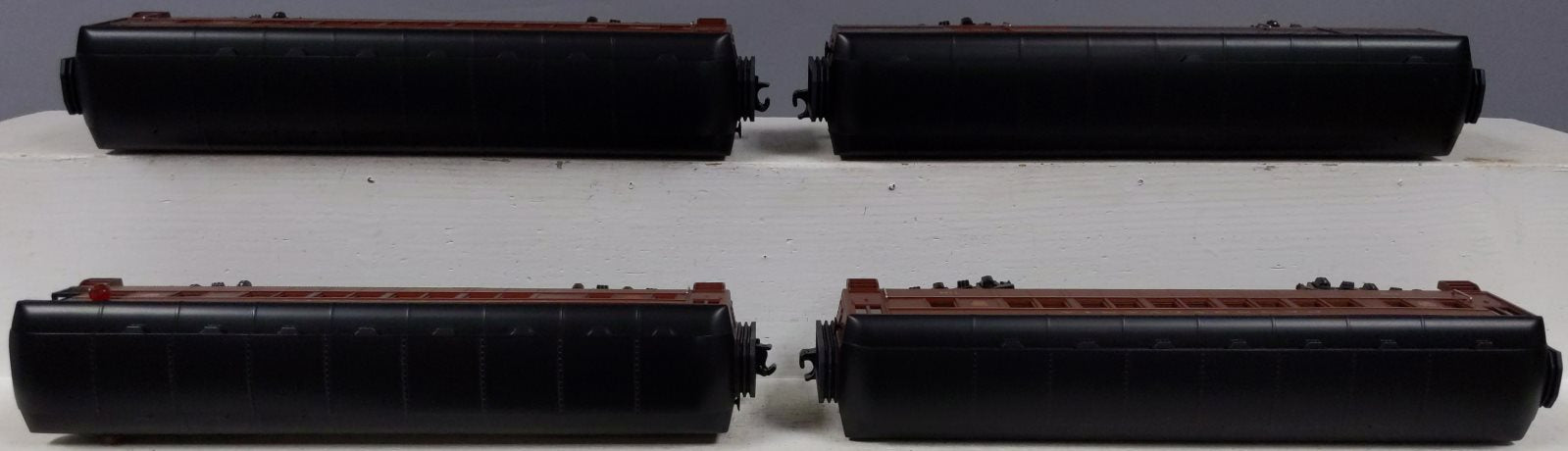 MTH 33-6237 O Pennsylvania Rugged Rails O-27 Madison Passenger Set (Set of 4)