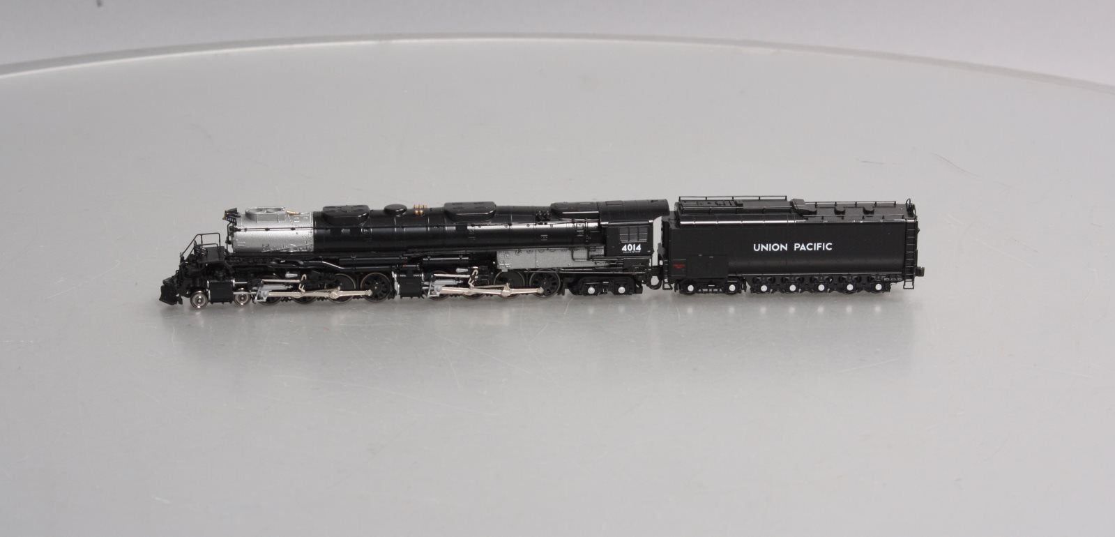 Kato 126-4014 N Union Pacific 4-8-8-4 Big Boy Steam Locomotive #4014