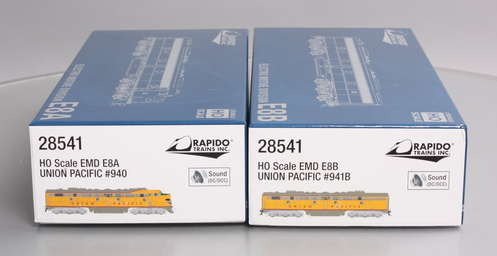 Rapido Trains 28541 HO UP EMD E8A/B Diesel Locomotive DCC & Sound #940/941B
