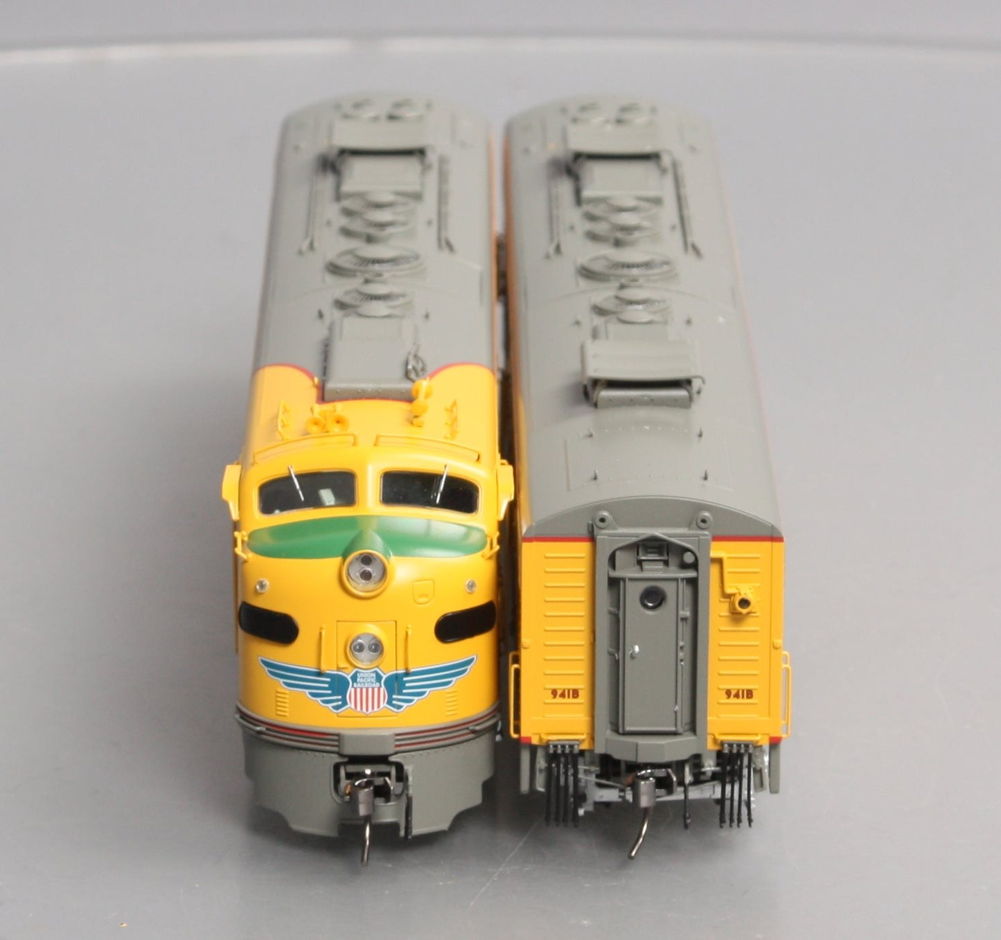 Rapido Trains 28541 HO UP EMD E8A/B Diesel Locomotive DCC & Sound #940/941B