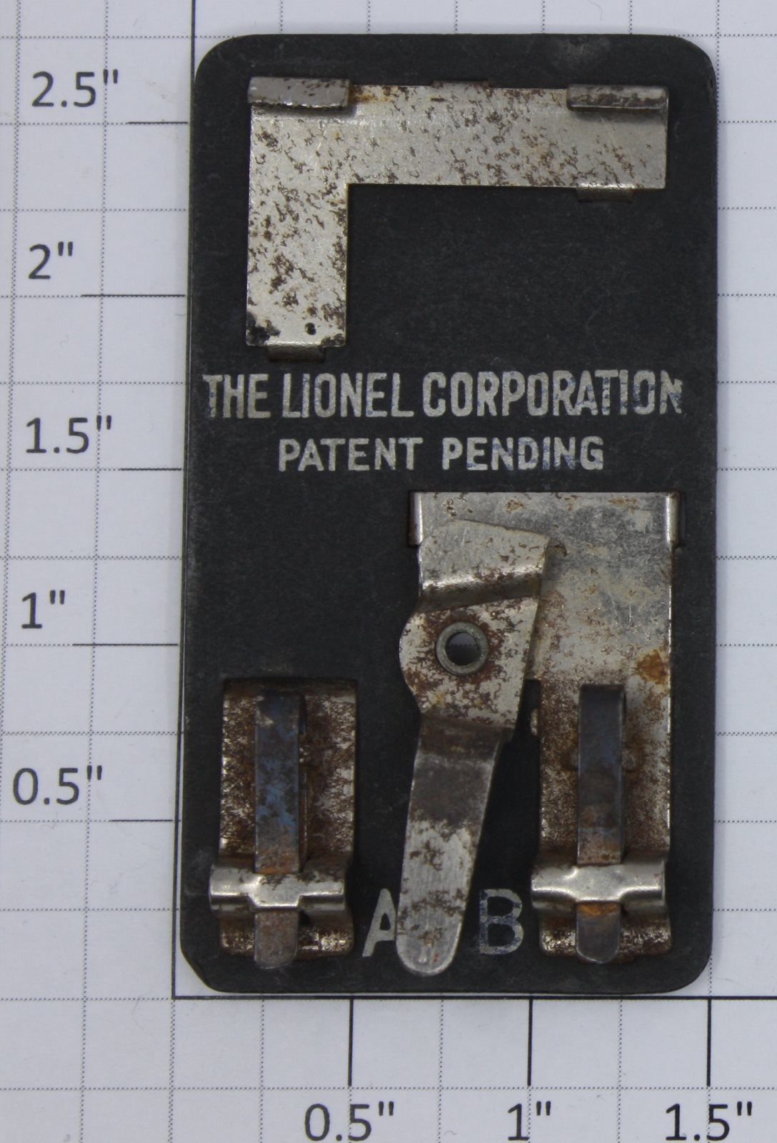 Lionel 76-1  Standard Gauge Prewar Track Power Lockon