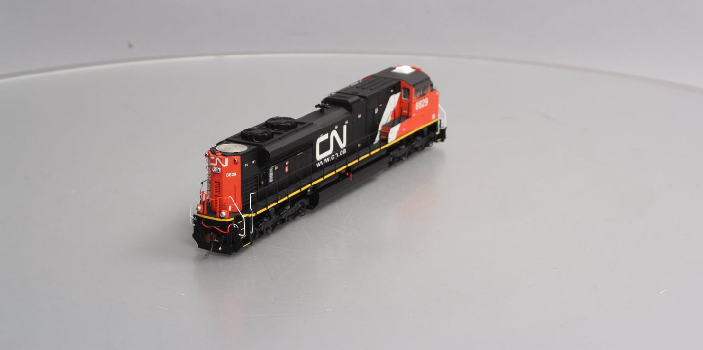 Athearn G68694 HO Canadian National SD70M-2 Diesel Locomotive #8829 w/DCC/SND