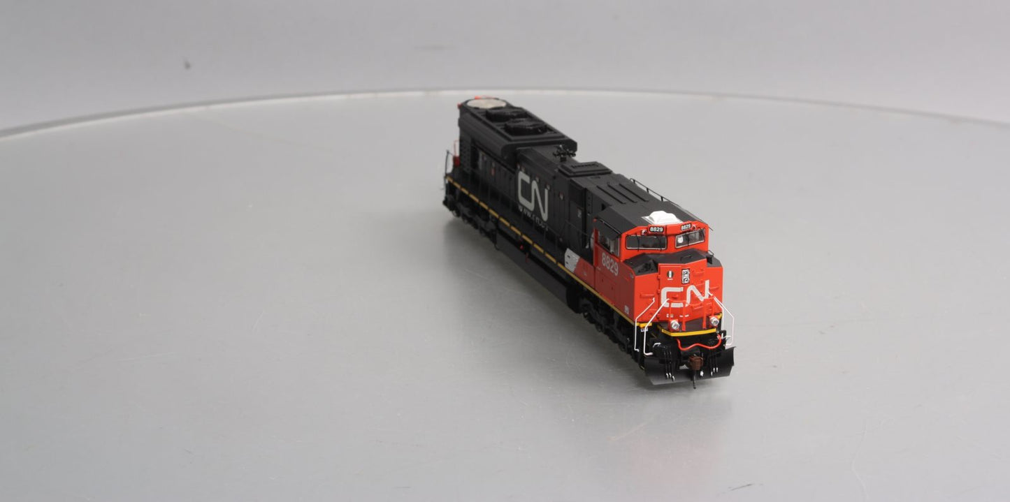 Athearn G68694 HO Canadian National SD70M-2 Diesel Locomotive #8829 w/DCC/SND