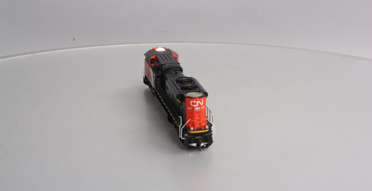 Athearn G68626 HO Canadian National SD70M-2 Diesel Locomotive #8013 w/DCC/Sound